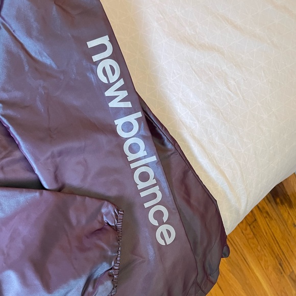 New Balance Purple Oil Spill hooded lightweight rain jacket - Picture 4 of 5